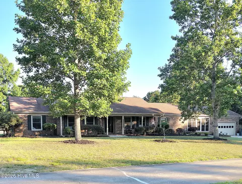4111 Scottsdale Dr SW, Shallotte, NC 28470