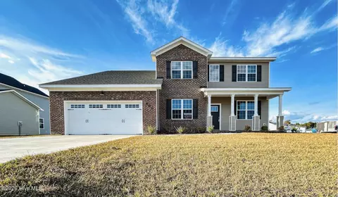 274 Browns Ferry Rd, Jacksonville, NC 28546