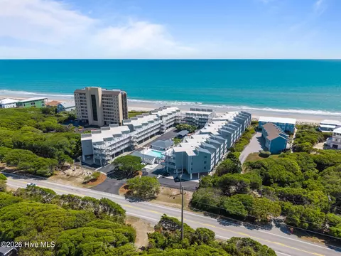 855 Salter Path Rd #108, Indian Beach, NC 28512