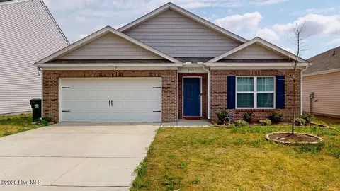 208 Grove Ln, Goldsboro, NC 27534