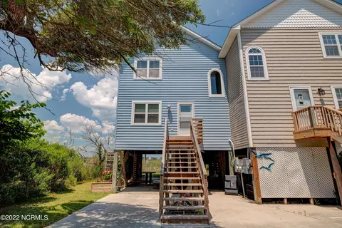 316 Bay Cir, North Topsail Beach, NC 28460