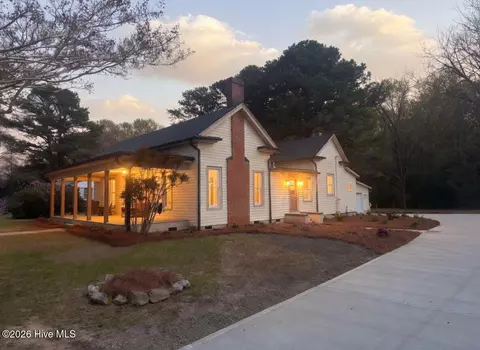 220 E Branch St, Spring Hope, NC 27882