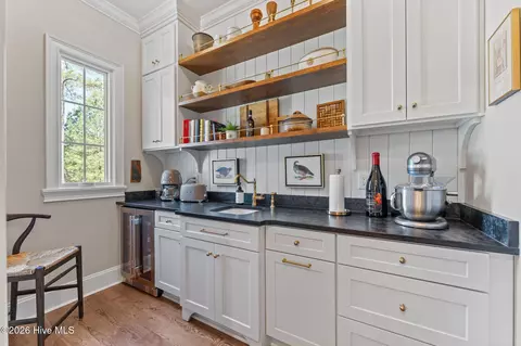 Kitchen - 201 Crescent Ct, Pinehurst, NC 28374 photo 8 of 9