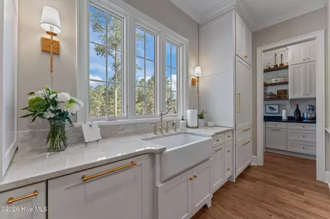 Kitchen - 201 Crescent Ct, Pinehurst, NC 28374 photo 5 of 9