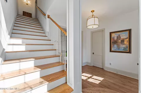 Entry Way - 201 Crescent Ct, Pinehurst, NC 28374 photo 2 of 5