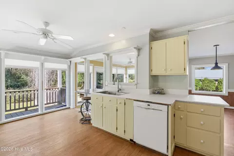 Kitchen - 317 S Belvedere Dr, Hampstead, NC 28443 photo 1 of 3