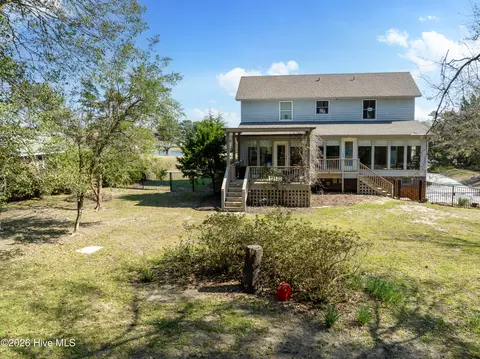 Exterior - 317 S Belvedere Dr, Hampstead, NC 28443 photo 8 of 13