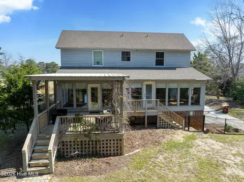 Exterior - 317 S Belvedere Dr, Hampstead, NC 28443 photo 7 of 13