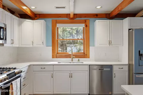 Kitchen - 317 Kemper Rd, Hampstead, NC 28443 photo 2 of 5