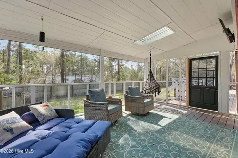Exterior - 317 Kemper Rd, Hampstead, NC 28443 photo 6 of 16