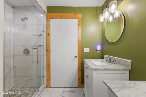 Bath - 317 Kemper Rd, Hampstead, NC 28443 photo 2 of 4