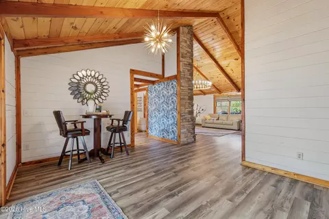 Entry Way - 317 Kemper Rd, Hampstead, NC 28443 photo 1 of 1