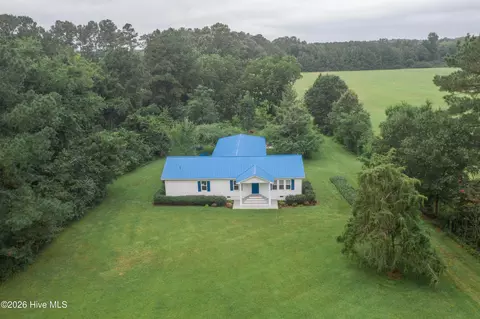 2809 Bill Hooks Rd, Whiteville, NC 28472