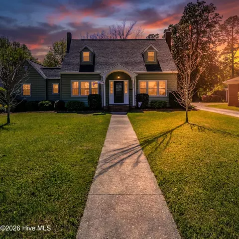 1813 Tryon Rd, New Bern, NC 28560