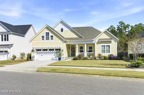 420 Arden Dr, Hampstead, NC 28443