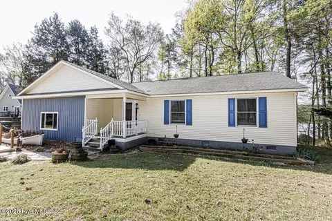 4796 River Farm Rd, Rocky Mount, NC 27803