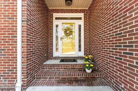 Exterior - 8 Hialeah Pl, Pinehurst, NC 28374 photo 2 of 8