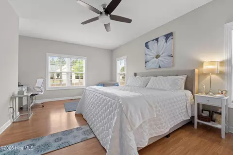 Bedroom - 8 Hialeah Pl, Pinehurst, NC 28374 photo 1 of 4
