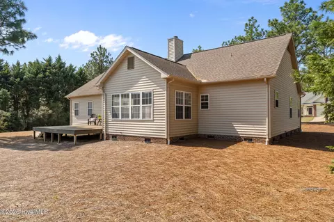 Exterior - 8 Hialeah Pl, Pinehurst, NC 28374 photo 5 of 8
