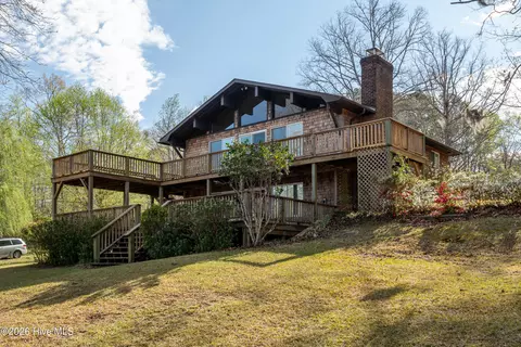 334 Creekwood Ln, Blounts Creek, NC 27814
