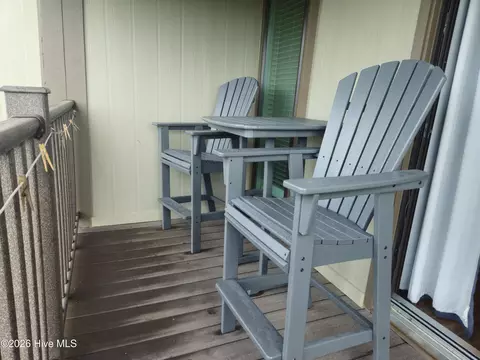 Exterior - 2008 E Ft Macon Rd #E14, Atlantic Beach, NC 28512 photo 4 of 10