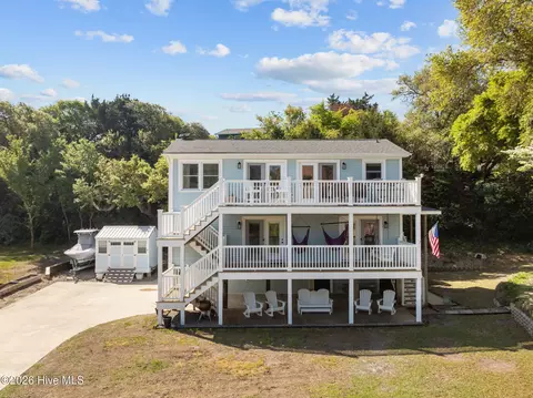 5405 Sunset Ln, Emerald Isle, NC 28594