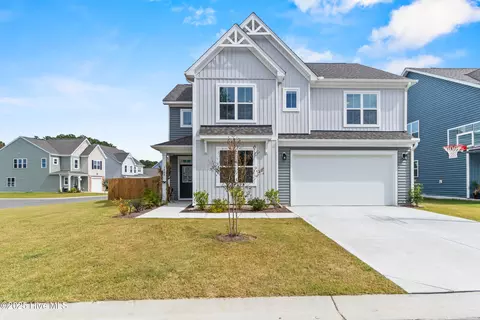 7403 Julius Dr NE, Leland, NC 28451