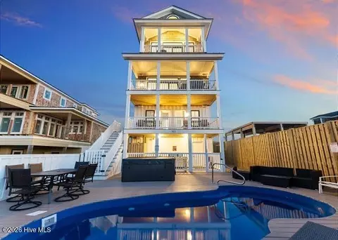 111 Ocean Ridge Dr, Atlantic Beach, NC 28512