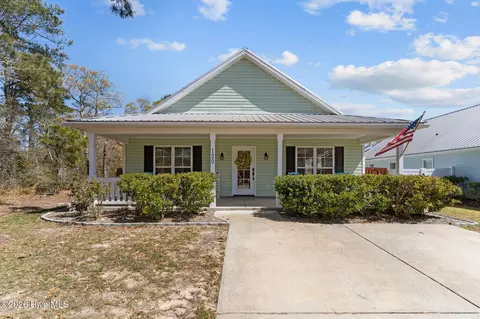 120 NW 11th St, Oak Island, NC 28465