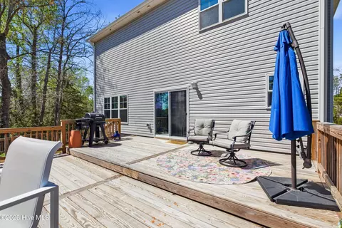 Exterior - 206 Baker Rd, Hubert, NC 28539 photo 2 of 5