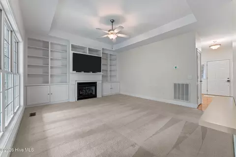 Living - 141 Longleaf Dr, West End, NC 27376 photo 1 of 5