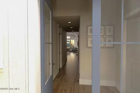 Entry Way - 8044 Treasure Dr, Oriental, NC 28571 photo 2 of 2