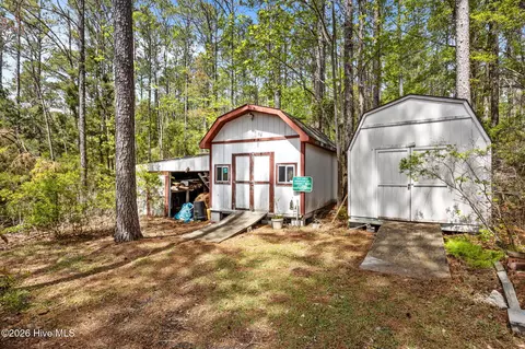 Exterior - 418 Spring Dr, Aurora, NC 27806 photo 3 of 15