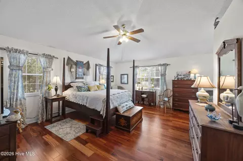 Bedroom - 418 Spring Dr, Aurora, NC 27806 photo 5 of 8