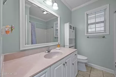 Bath - 229 Doral Dr, Hampstead, NC 28443 photo 4 of 5
