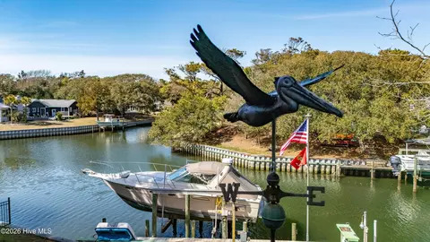 240 Salter Path Rd, Pine Knoll Shores, NC 28512 photo 15