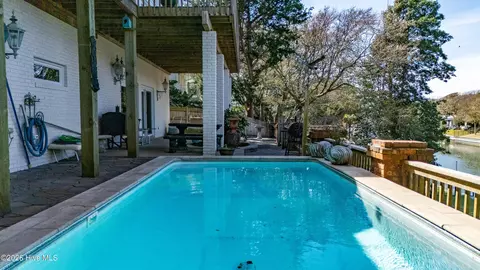 240 Salter Path Rd, Pine Knoll Shores, NC 28512 photo 12