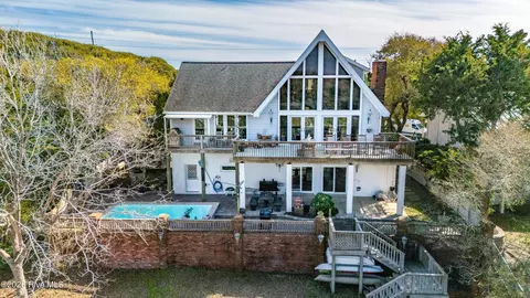 240 Salter Path Rd, Pine Knoll Shores, NC 28512 photo 2