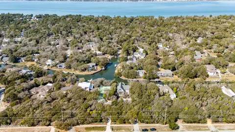 240 Salter Path Rd, Pine Knoll Shores, NC 28512 photo 60