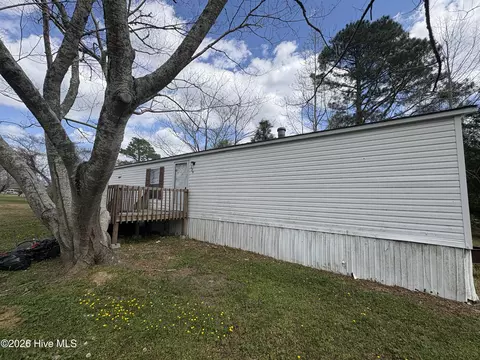 139 Marvin St, Chocowinity, NC 27817 photo 3
