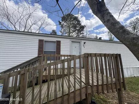 139 Marvin St, Chocowinity, NC 27817