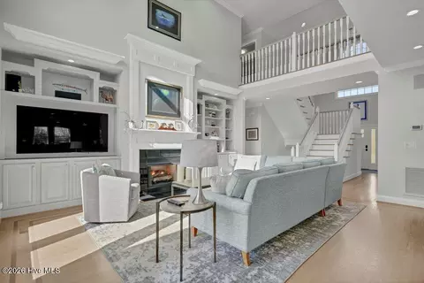 Living - 191 Howards Ln, Hampstead, NC 28443 photo 2 of 3