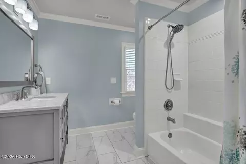 Bath - 191 Howards Ln, Hampstead, NC 28443 photo 4 of 6
