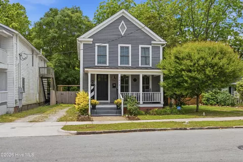 1015 N Craven St, New Bern, NC 28560