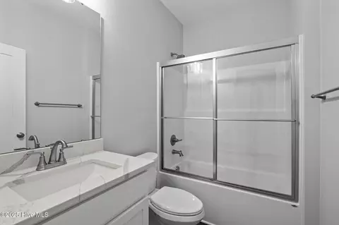 Bath - 1374 Salter Path Rd #B, Salter Path, NC 28575 photo 3 of 4