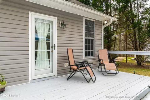 Exterior - 109 Deep Creek Rd, Chocowinity, NC 27817 photo 7 of 11