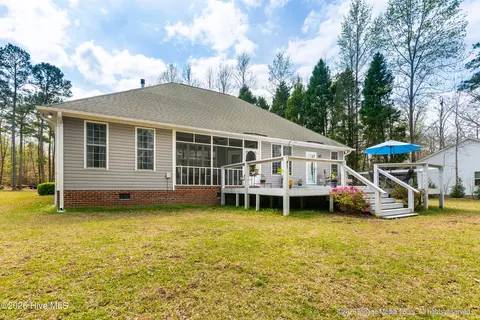 Exterior - 109 Deep Creek Rd, Chocowinity, NC 27817 photo 3 of 11
