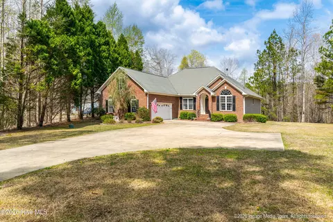109 Deep Creek Rd, Chocowinity, NC 27817