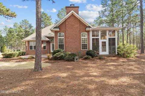 Exterior - 46 Abbottsford Dr, Pinehurst, NC 28374 photo 9 of 16