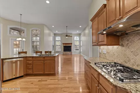 Kitchen - 46 Abbottsford Dr, Pinehurst, NC 28374 photo 3 of 3